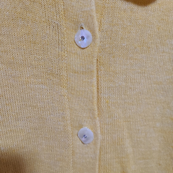 JACQUE AND KOKO WOMEN'S SIZE 26/28 GOLD COLLARED SUNSHINE YELLOW CARDIGAN - Picture 5 of 9